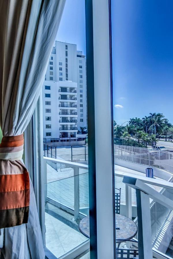 Castle L1 Double-Loft Condo With Beach Access, Pool, Tennis And Free Parking! Miami Beach Exterior photo